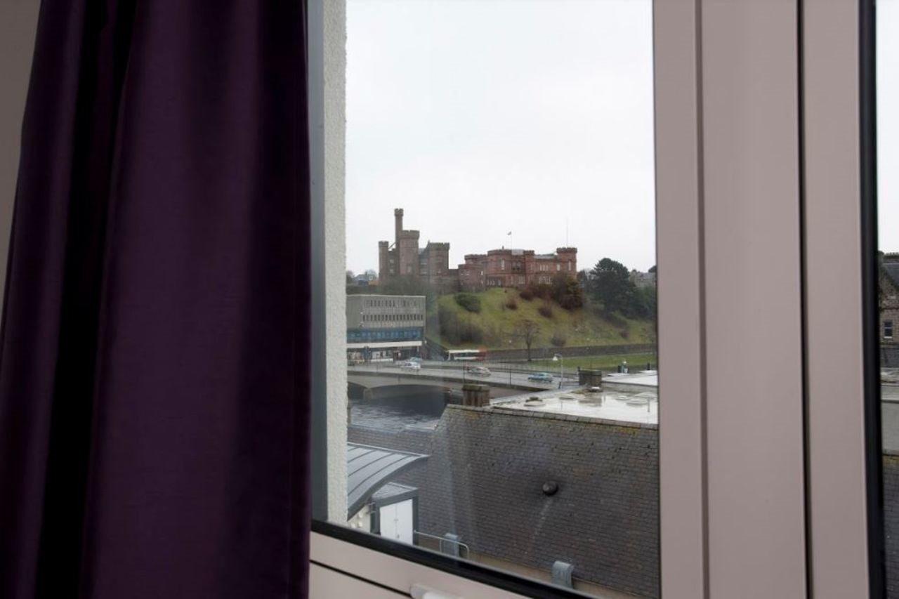 Premier Inn Inverness Centre - River Ness Exterior foto